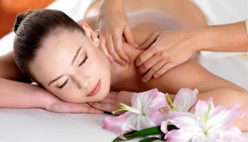 Xoa bóp bấm huyệt Y học cổ truyền – Bí quyết phục hồi thể trạng không dùng thuốc